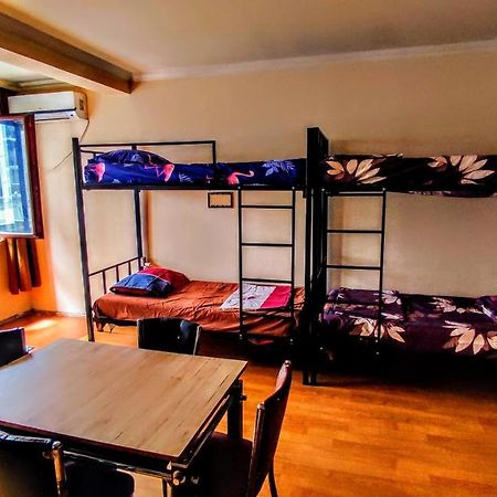 Masala Hostel Batumi Eksteriør billede