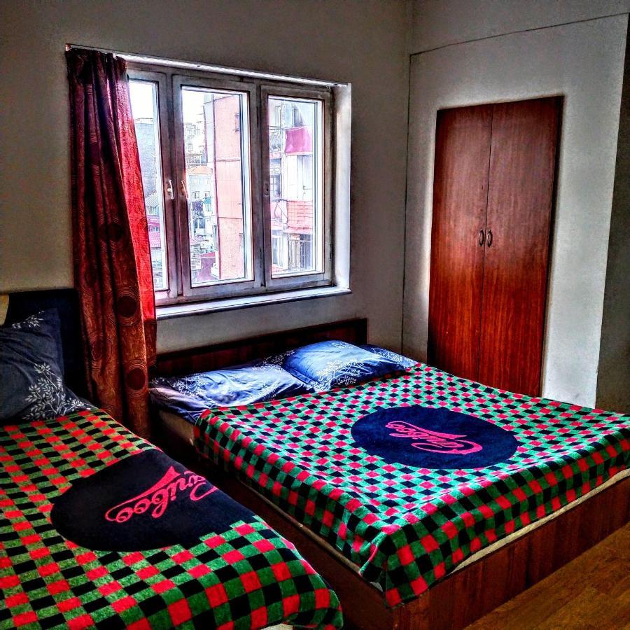 Masala Hostel Batumi Eksteriør billede