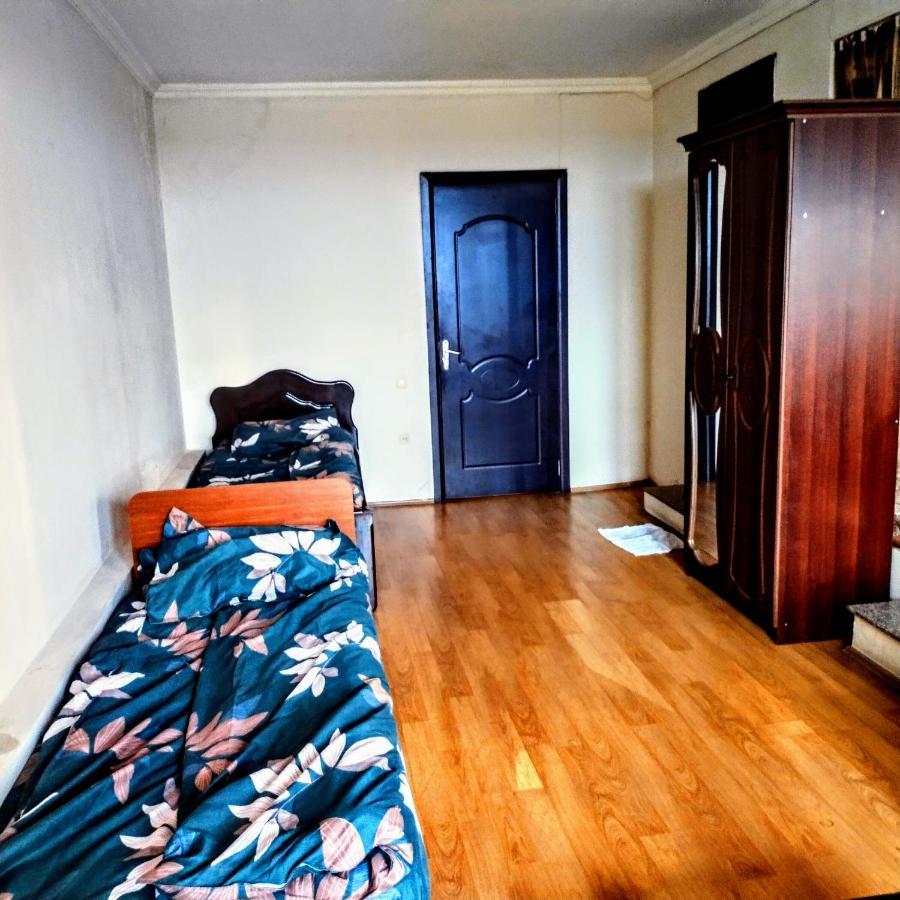 Masala Hostel Batumi Eksteriør billede