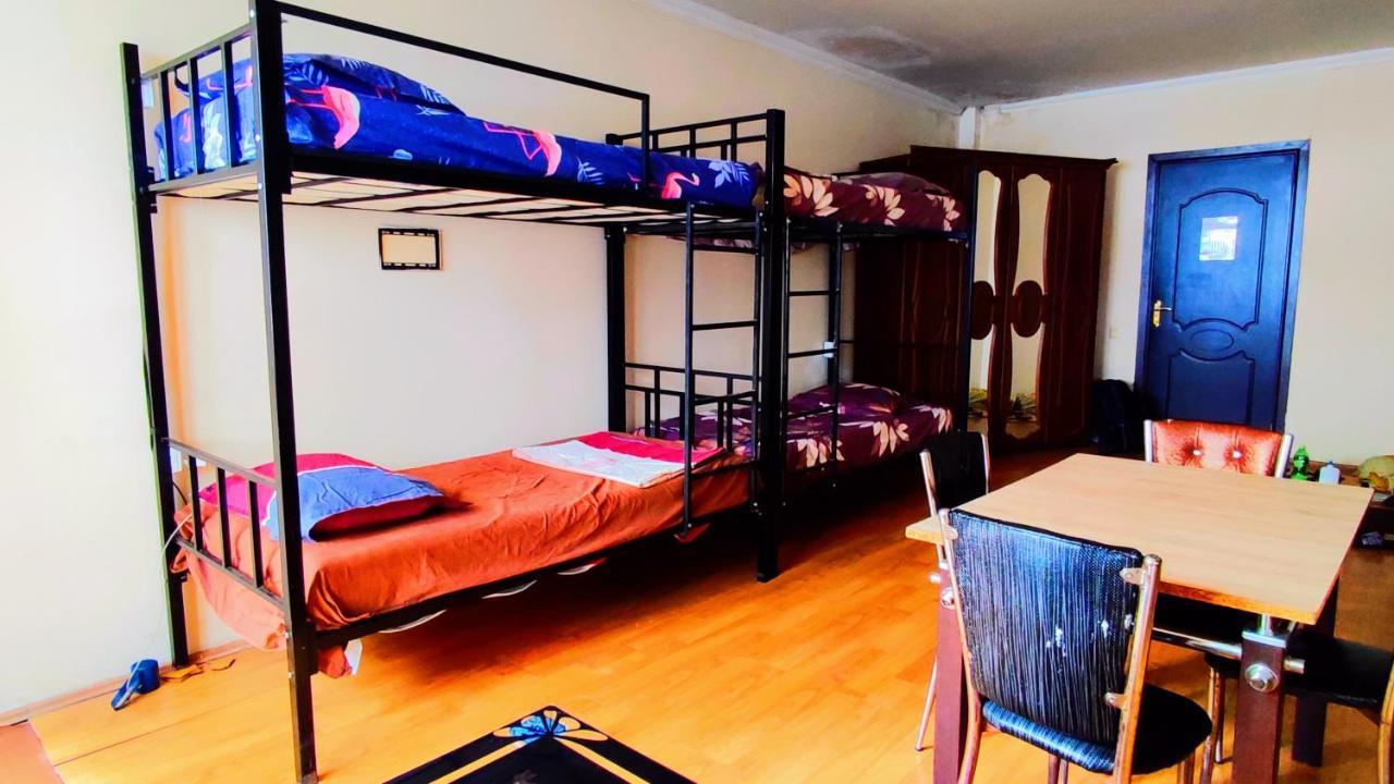 Masala Hostel Batumi Eksteriør billede